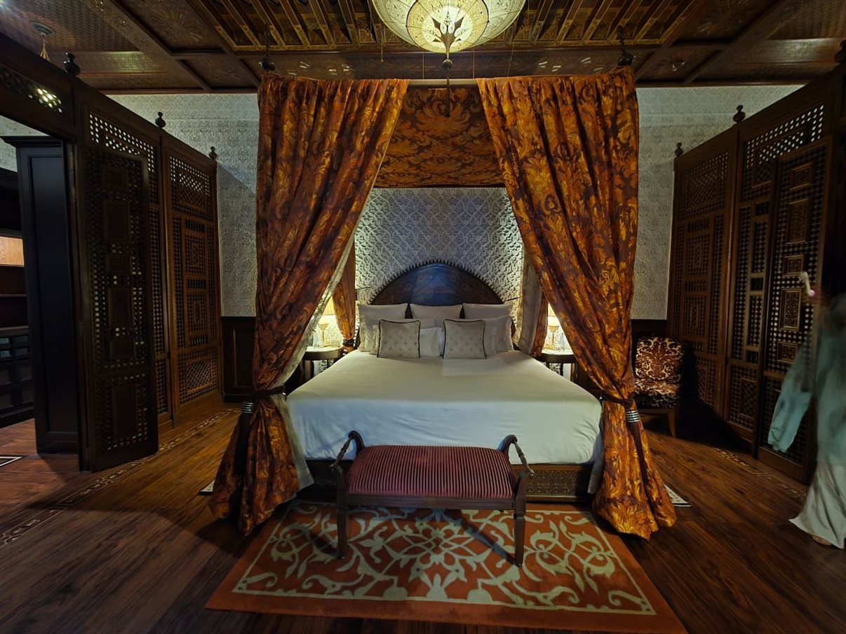 Belo pátio do spa do Royal Mansour Marrakech