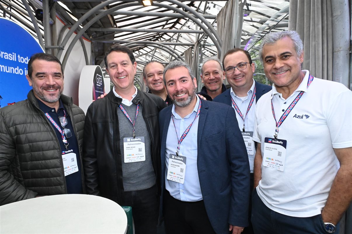 Edgar Lino, Vicente, Jackson Soares, Veronica Prado, Emerson Cardoso e Fernando Lermi, da FTS 
