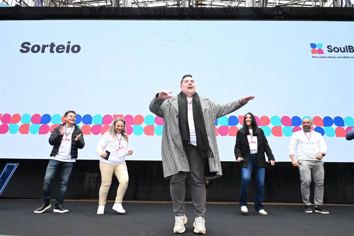 Edgar Lino, Vicente, Jackson Soares, Veronica Prado, Emerson Cardoso e Fernando Lermi, da FTS 