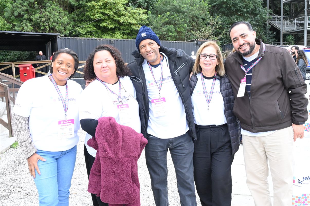Edgar Lino, Vicente, Jackson Soares, Veronica Prado, Emerson Cardoso e Fernando Lermi, da FTS 
