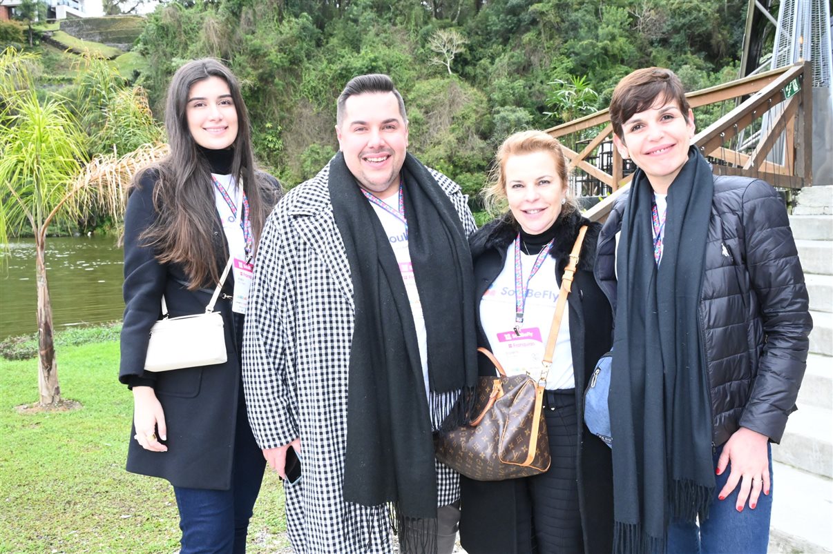 Edgar Lino, Vicente, Jackson Soares, Veronica Prado, Emerson Cardoso e Fernando Lermi, da FTS 