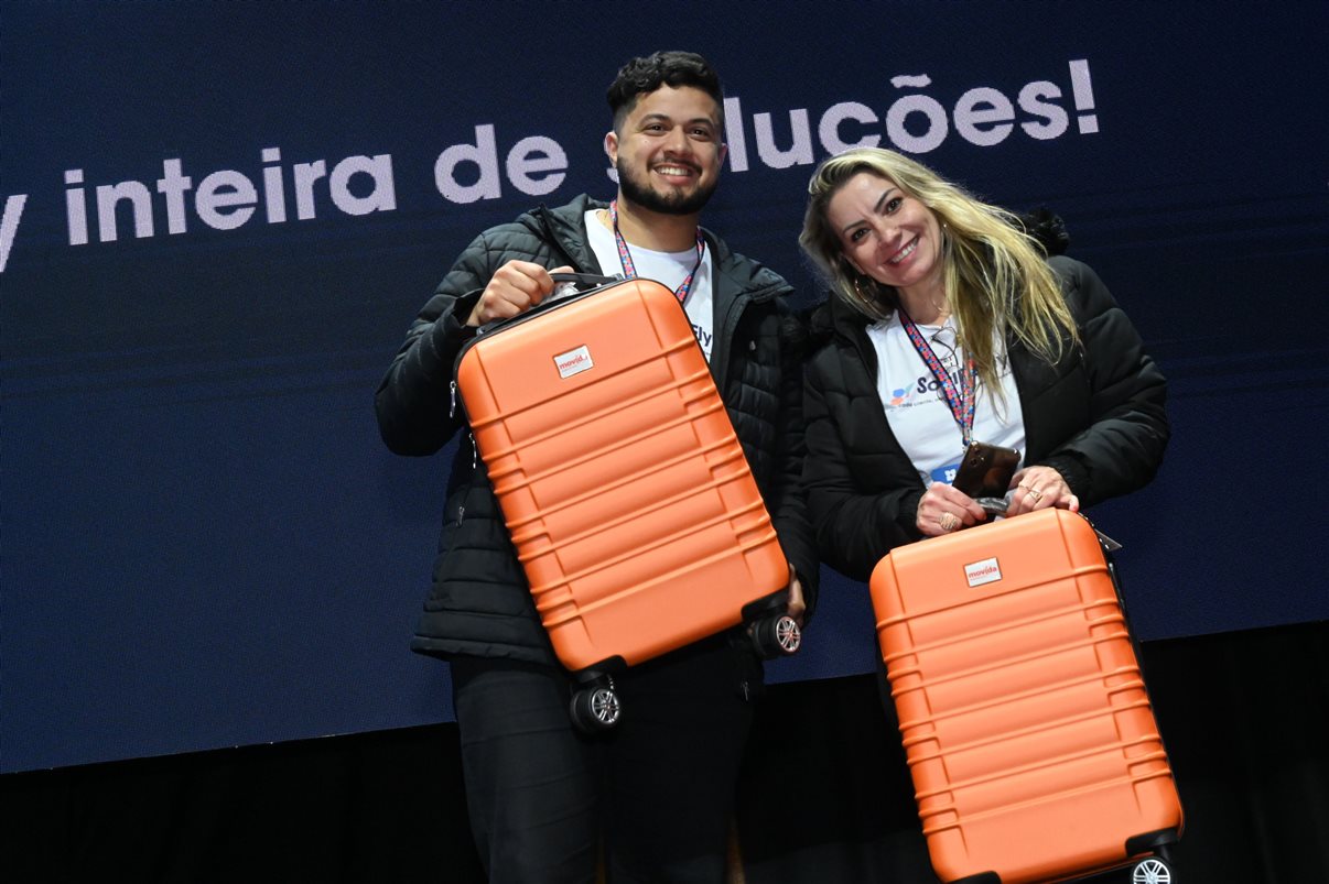 Edgar Lino, Vicente, Jackson Soares, Veronica Prado, Emerson Cardoso e Fernando Lermi, da FTS 