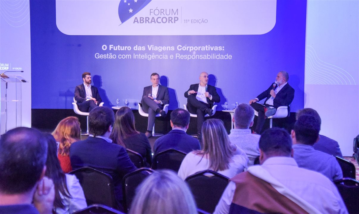 Andre Senna, da Accor, Guilherme Martini, da Atlantica, Jamyl Jarrus, da Movida, e Artur Andrade, da PANROTAS