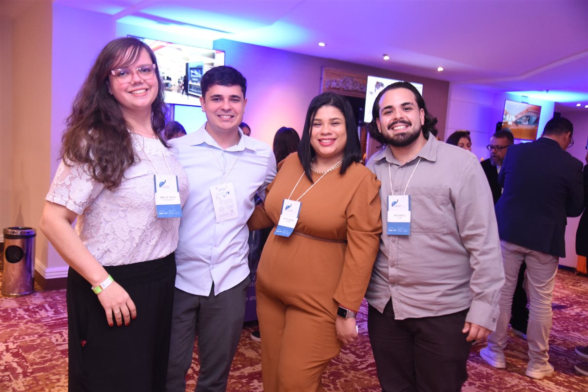 Artur Andrade, da PANROTAS, Camila Belinelli, da Latam, Daniel Bicudo, da Azul, e Danillo Barbizan, da Gol