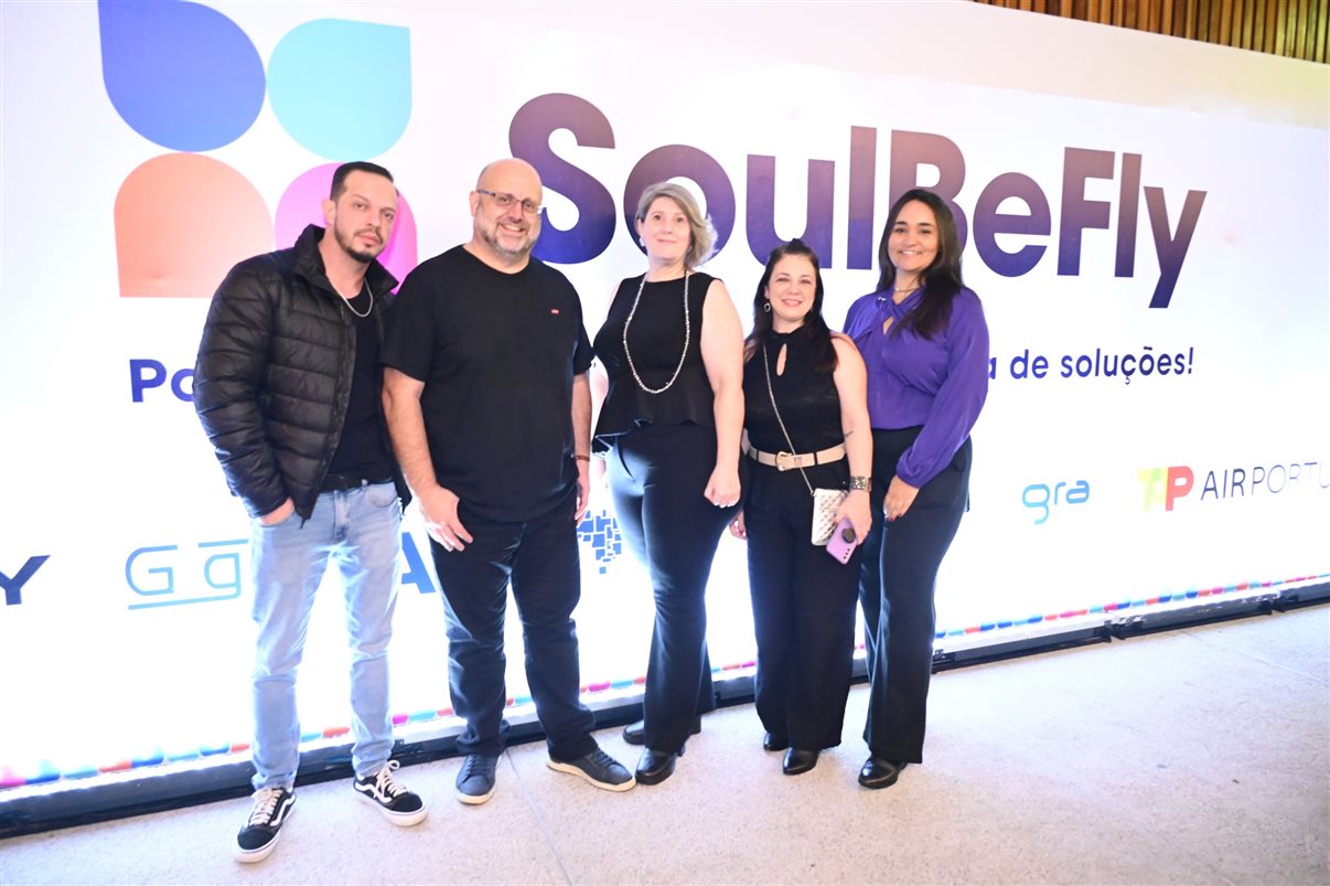 Rodrigo Camara, Sylvio Ferraz, Flavio Marques, Manuela Bernardes e Luti Guimarães, da BeFly