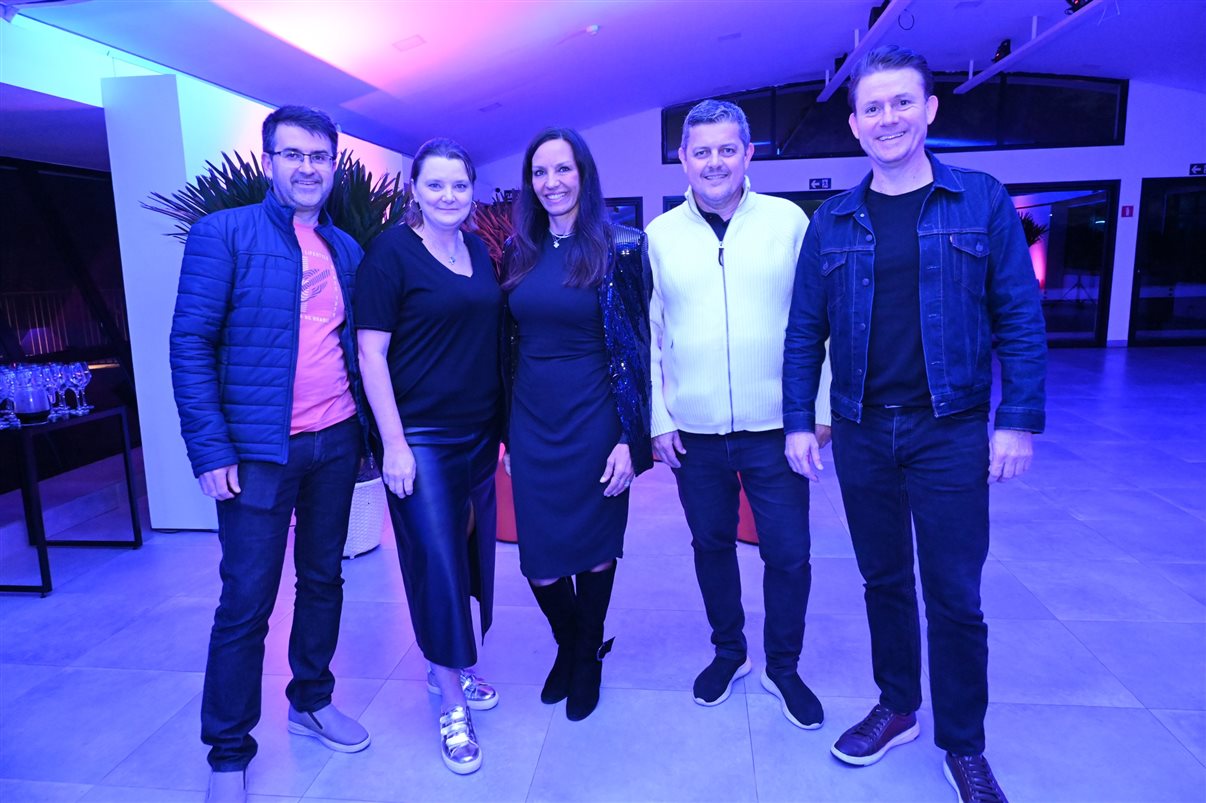 Rodrigo Camara, Sylvio Ferraz, Flavio Marques, Manuela Bernardes e Luti Guimarães, da BeFly