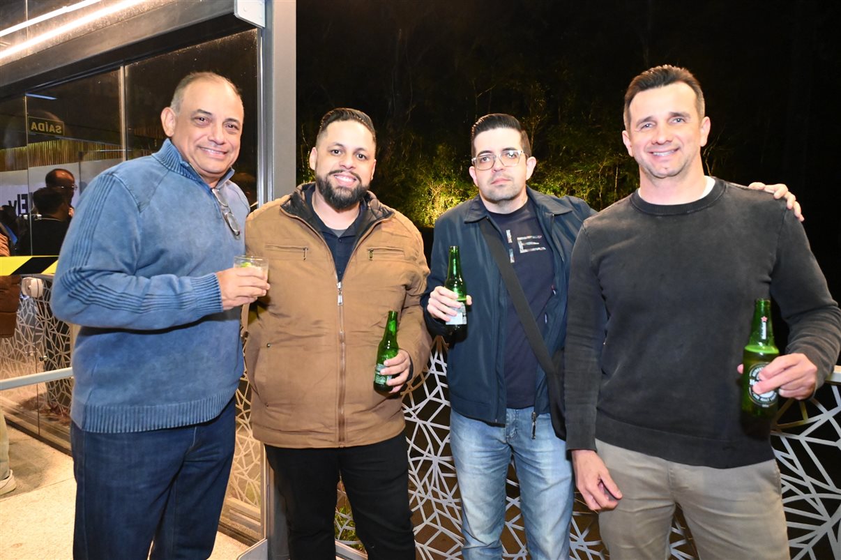 Rodrigo Camara, Sylvio Ferraz, Flavio Marques, Manuela Bernardes e Luti Guimarães, da BeFly