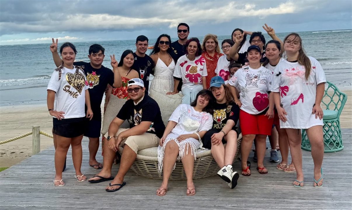 Grupo seu reunião em São Miguel dos Milagres, em Alagoas
