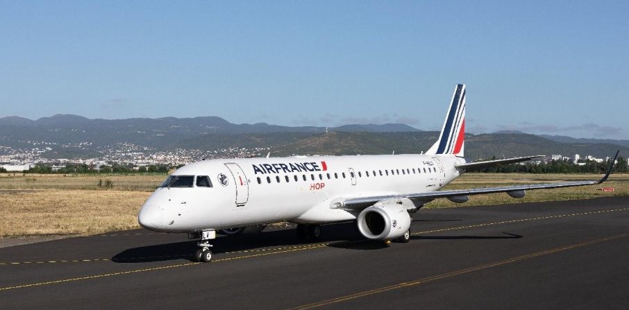 Embraer 190