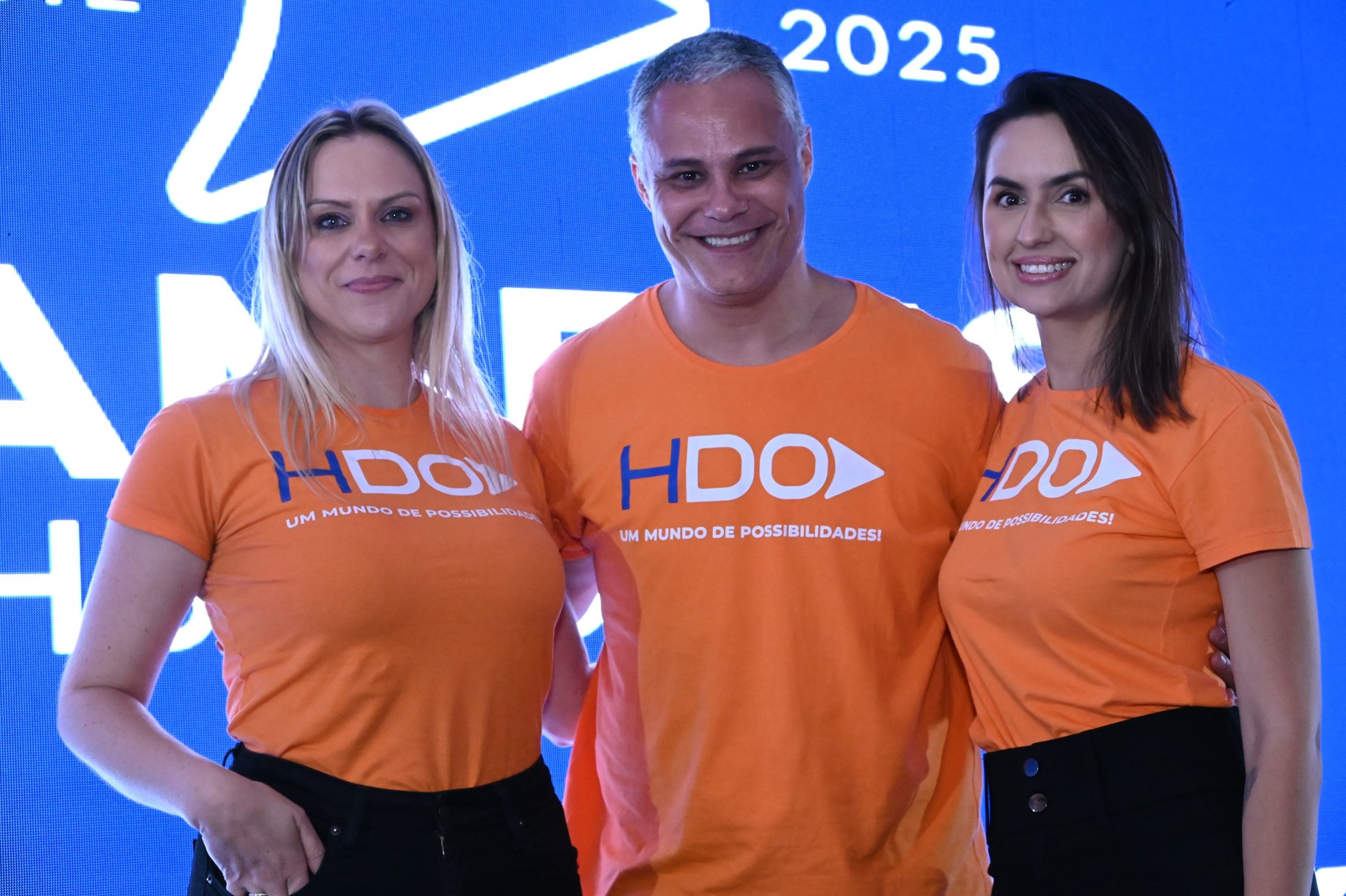 Beto Lucchese, da Viajando com Beto Lucchese, e Caio Mudalen, da DDMO (Dicas de Miami e Orlando)