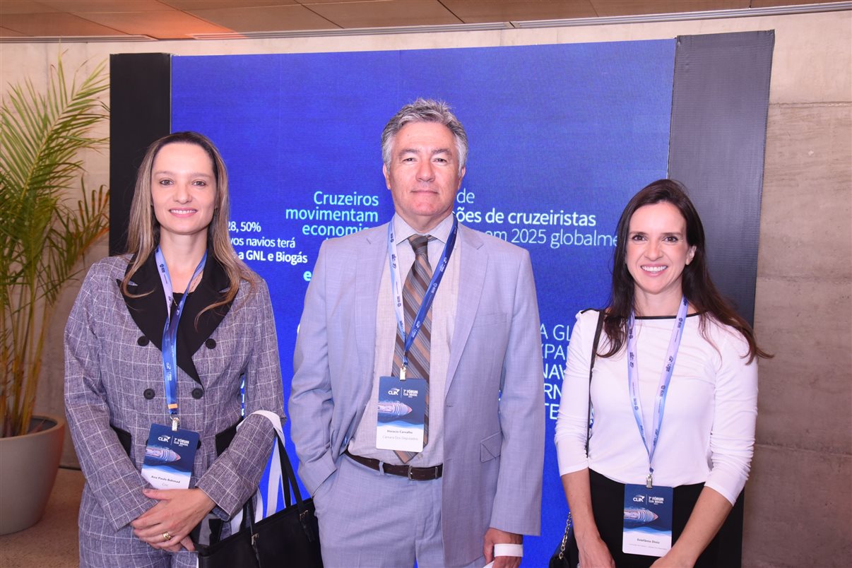 Ana Carolina Medeiros, da Abav Nacional, e Estela Farina, da NCL