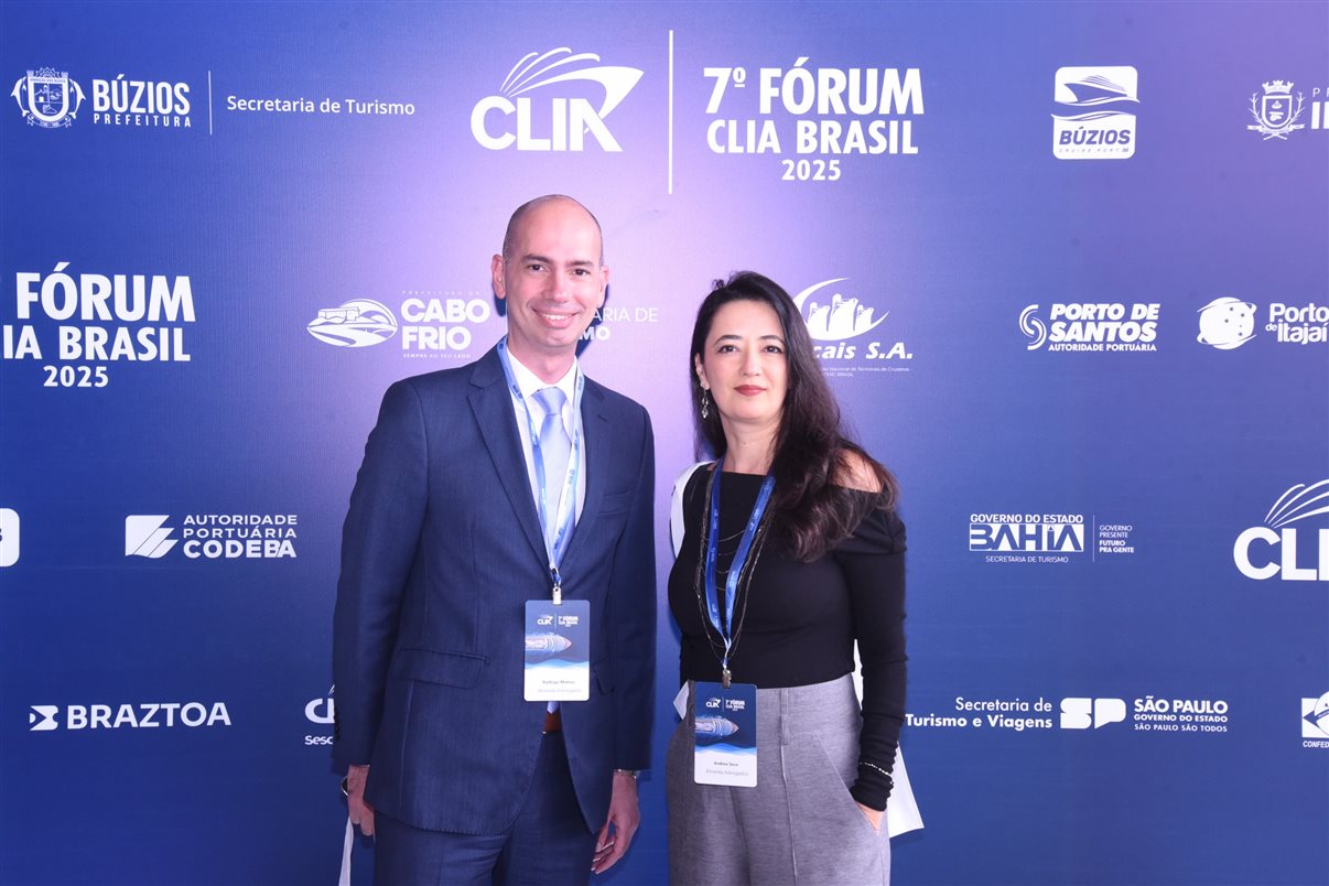Ana Carolina Medeiros, da Abav Nacional, e Estela Farina, da NCL