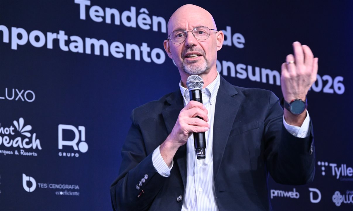 Economista Alexandre Schwartsman apresentou projeções econômicas para líderes do Turismo