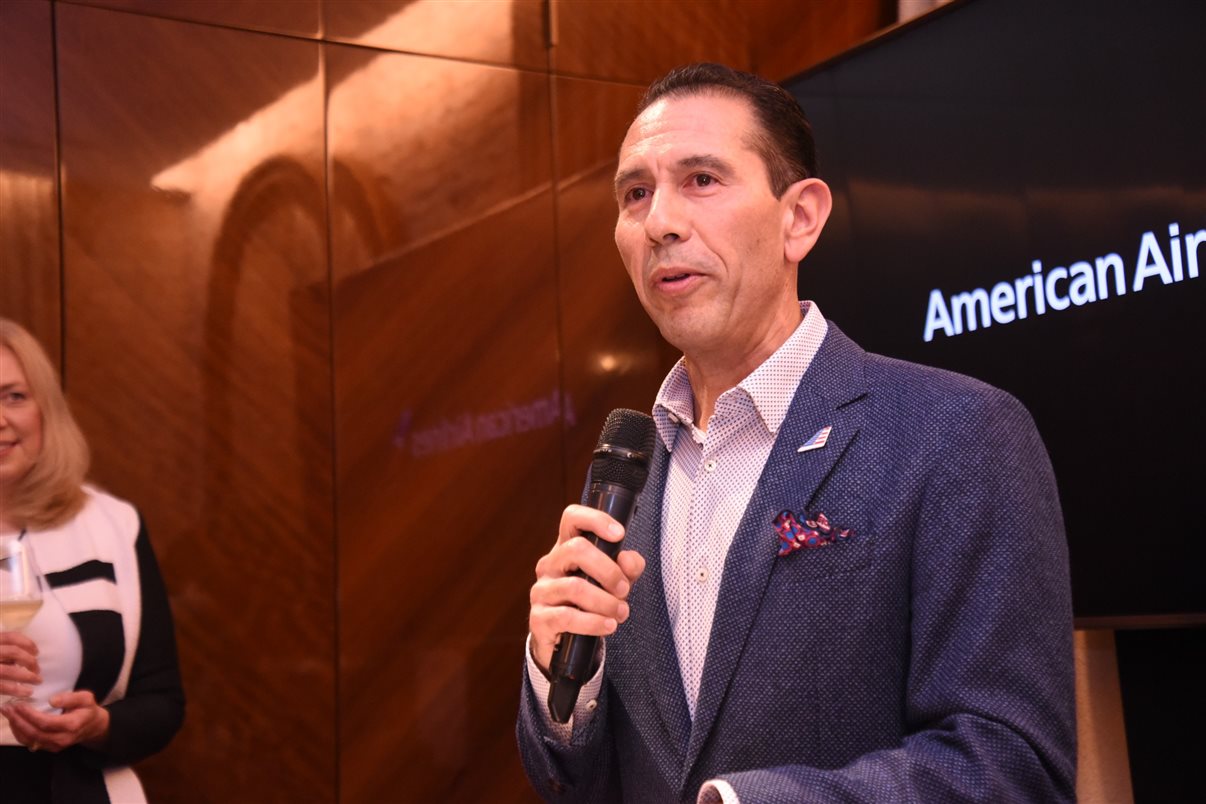 Raquel Careta, Júlia Christina Yamanishi, Leandro Lustosa, Heleni Hamamoto e Aline Chicarolli, da American Airlines