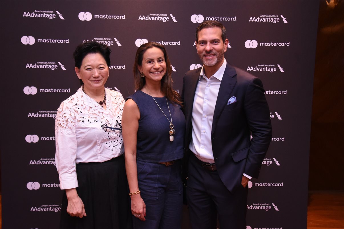 Raquel Careta, Júlia Christina Yamanishi, Leandro Lustosa, Heleni Hamamoto e Aline Chicarolli, da American Airlines