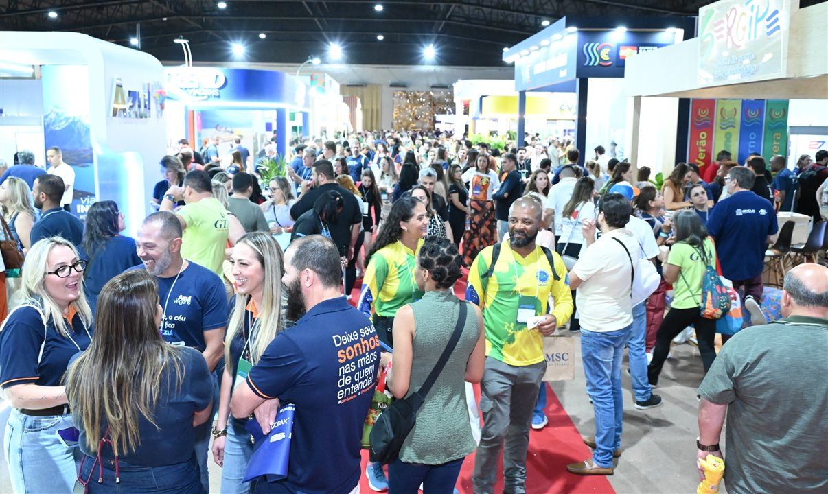 Corredores lotados da Avirrp 2025, realizada no Taiwan Centro de Eventos