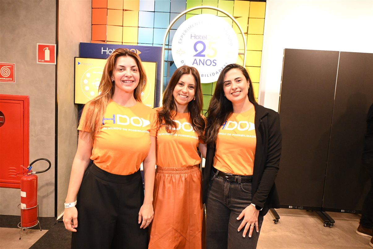Ianca Athanasova, Aline Sobreira e Thays Livon, da HotelDO