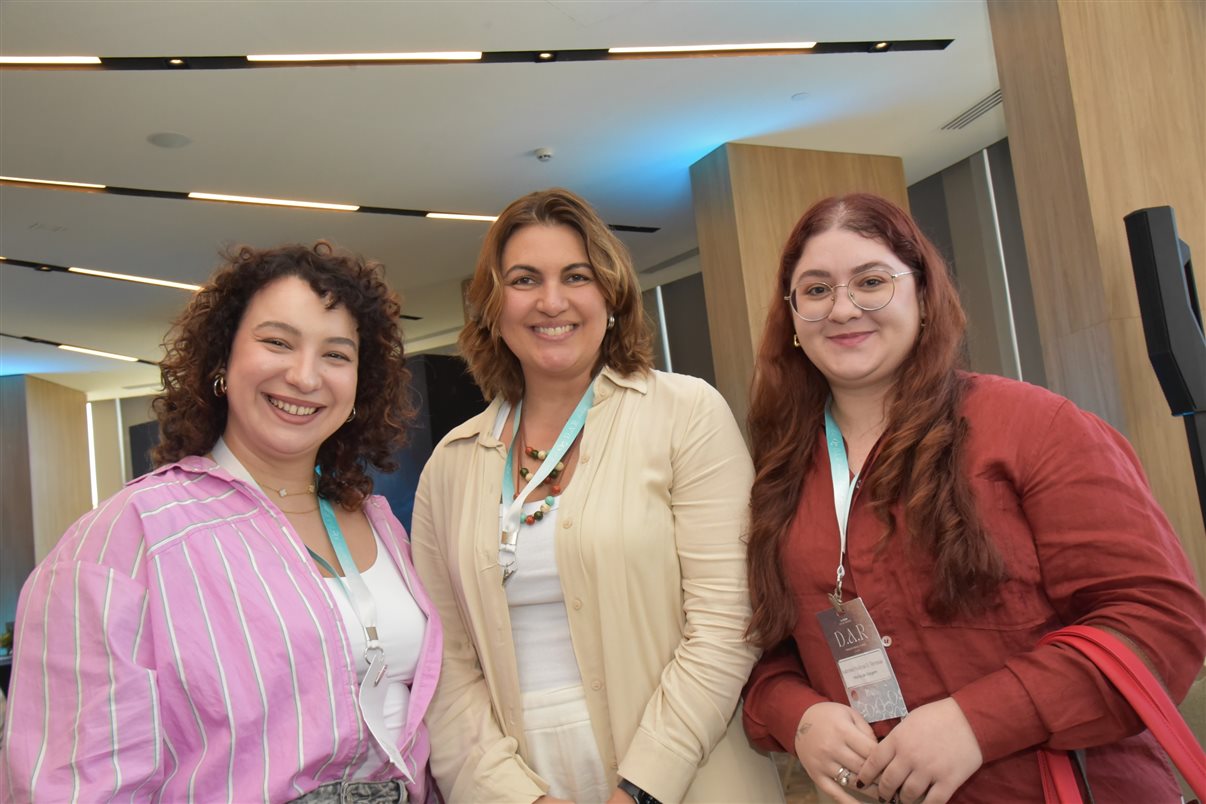 Kyria Juliana Darsaclis, da Darsaclis Turismo, Marcelle Garrido e Marcelle Rangel, da Maga Roteiros