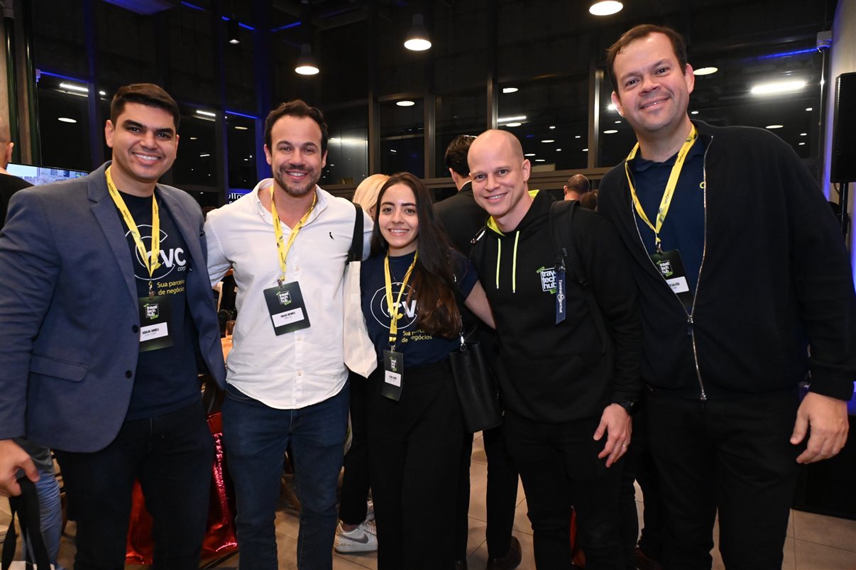 Bruno Heleno, da Trend, entre Alexandre Cordeiro, do Travel Tech Hub, e José Guilherme Alcorta, da PANROTAS