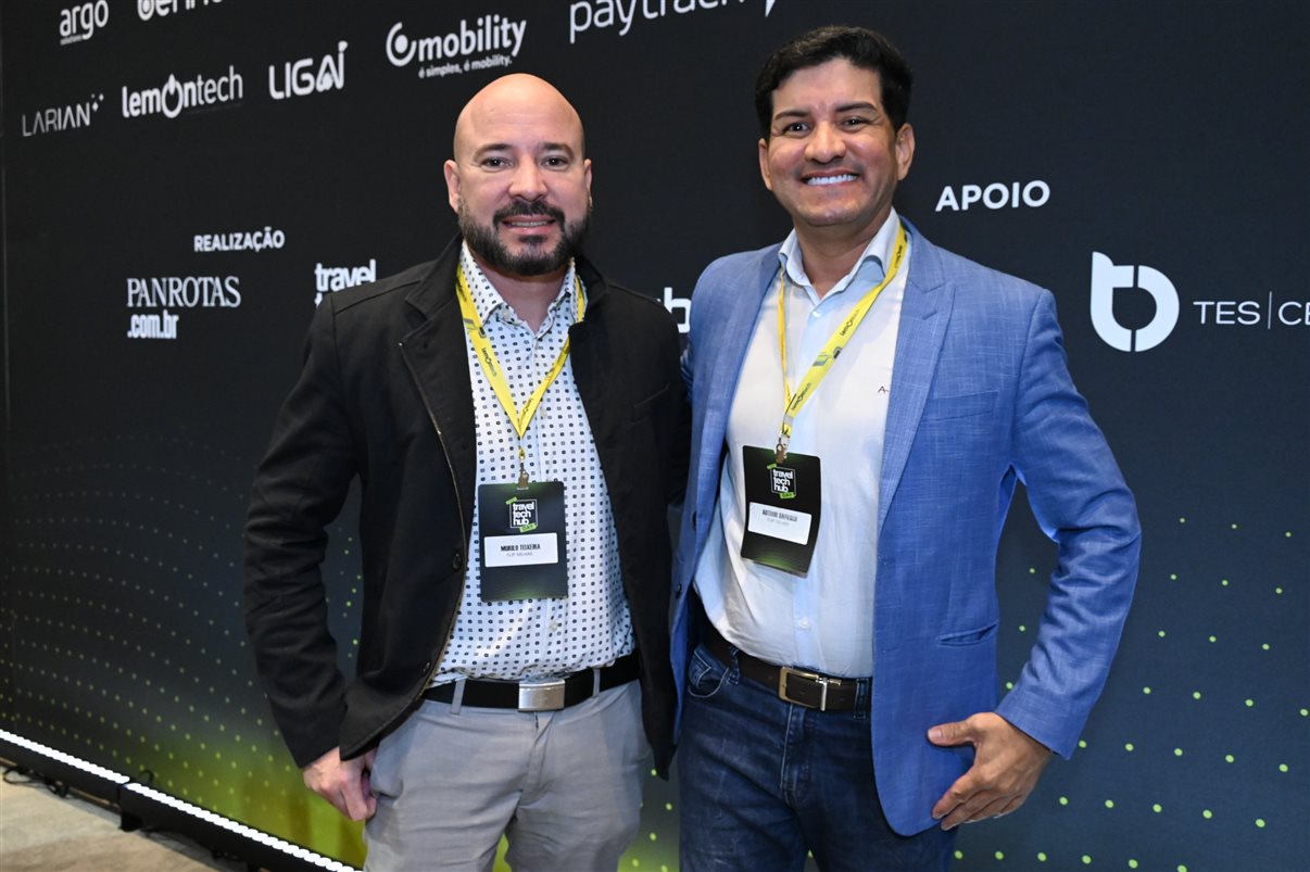 Bruno Heleno, da Trend, entre Alexandre Cordeiro, do Travel Tech Hub, e José Guilherme Alcorta, da PANROTAS