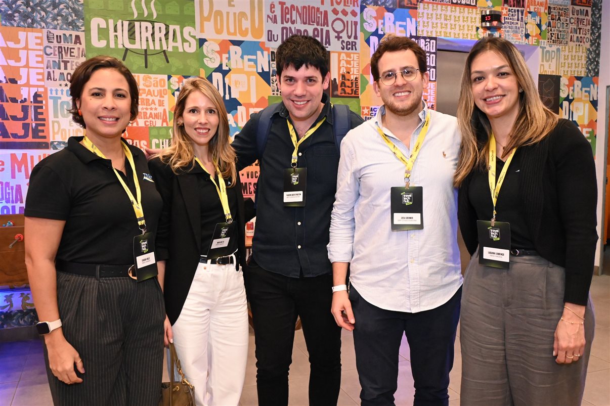 Bruno Heleno, da Trend, entre Alexandre Cordeiro, do Travel Tech Hub, e José Guilherme Alcorta, da PANROTAS