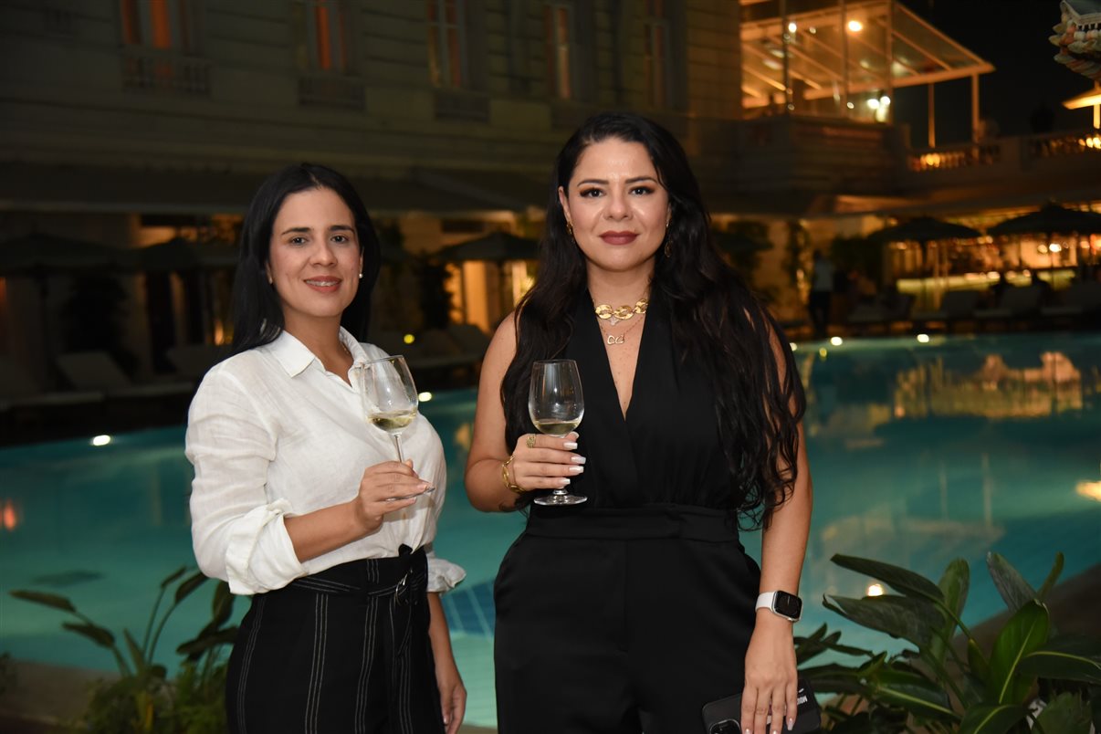 Ana Paula Rezende, da AR Travel, e Estela Assis, da Viaje com Estela 