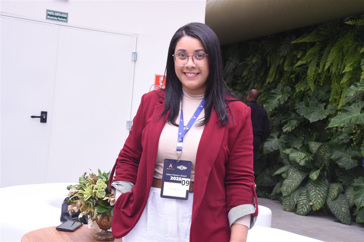 Carolina Hurtado, do SLS Barcelona, Maria Eugênia Pagano e Júlia Vieira, da Matueté, Danielle Andreazzi, da Accor, Yin Bustamante, do Sofitel Baru Casablanca Beach Resort, Mariana Dib, da Matueté, e Carolina Cabral, do Fairmont Rio de Janeiro Copacabana