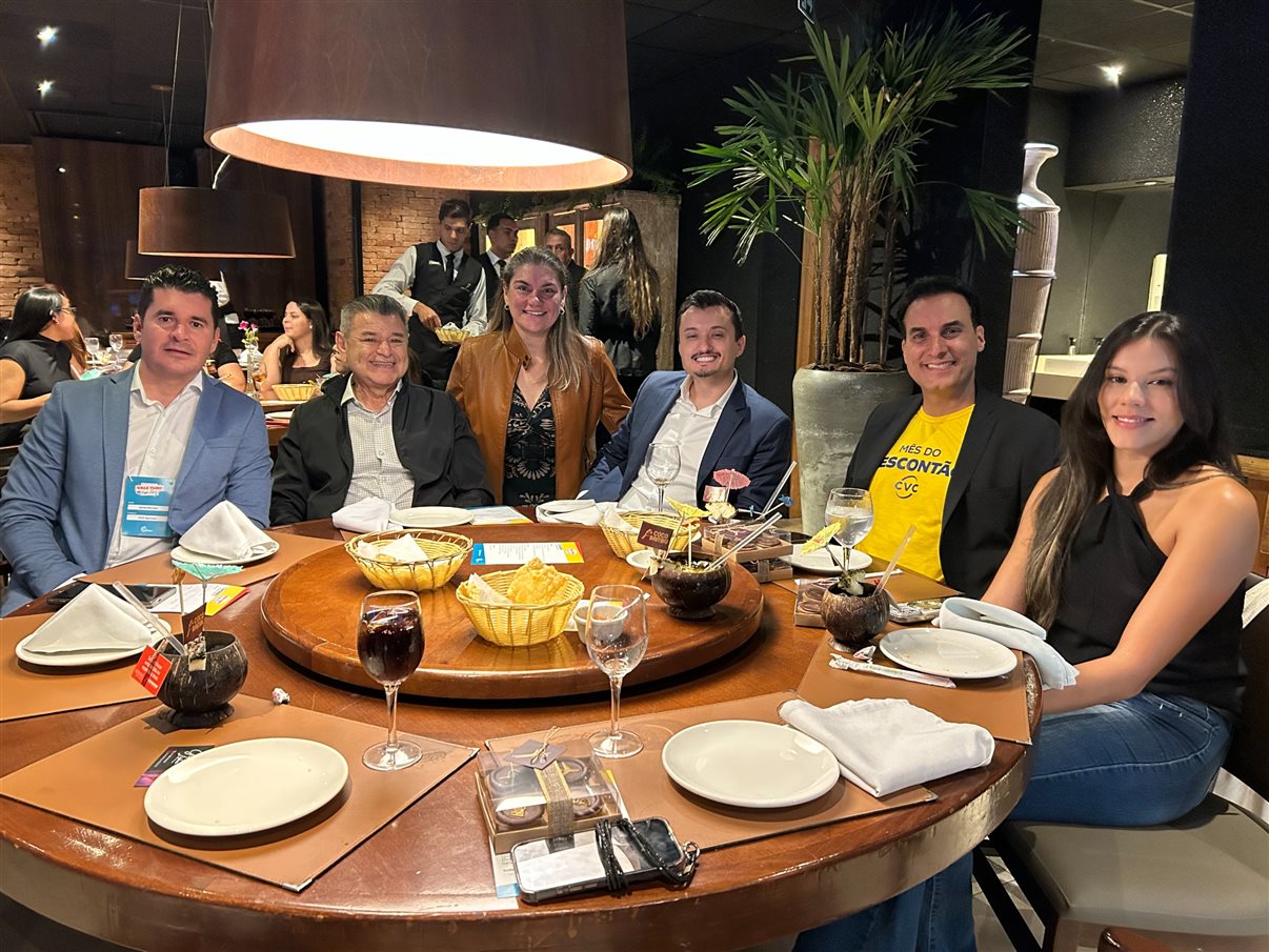 Visit Iguassu e associados