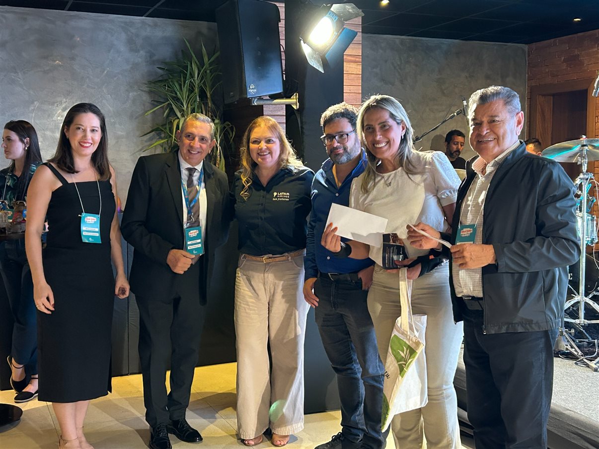 Visit Iguassu e associados