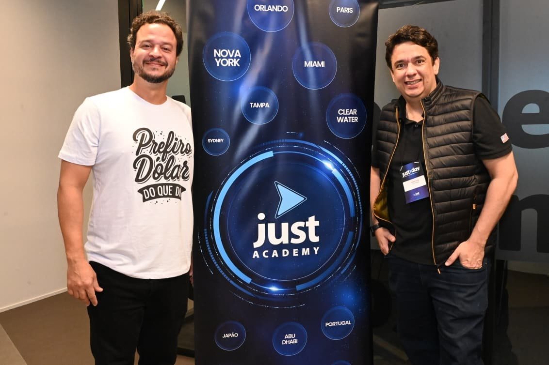 João Nou e Diego Rydz, CEO e Fundador da Just Travel