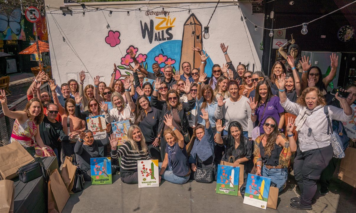 Evento convidou os participantes a realizarem pinturas de paisagens da cidade