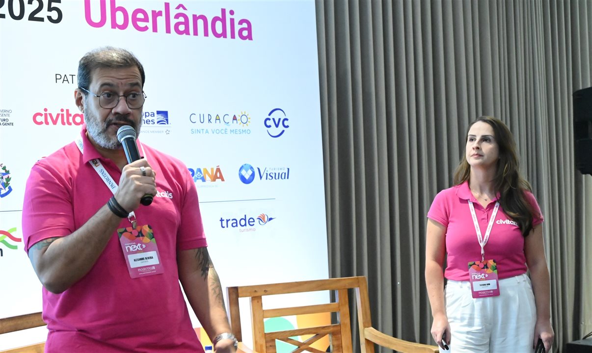 Alexandre Oliveira, country manager da Civitatis, e Tatiana Boni, team leader B2B Brasil da Civitatis