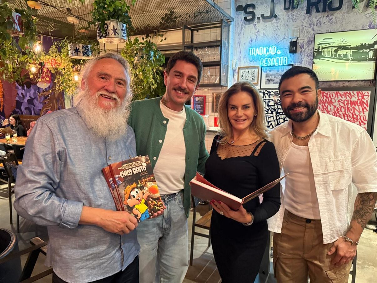 Claudia Menezes, da GoPegasus e do Board do Visit Orlando, Casandra Matej, CEO do Visit Orlando, e Mauro Sousa, da Maurício de Sousa Produções