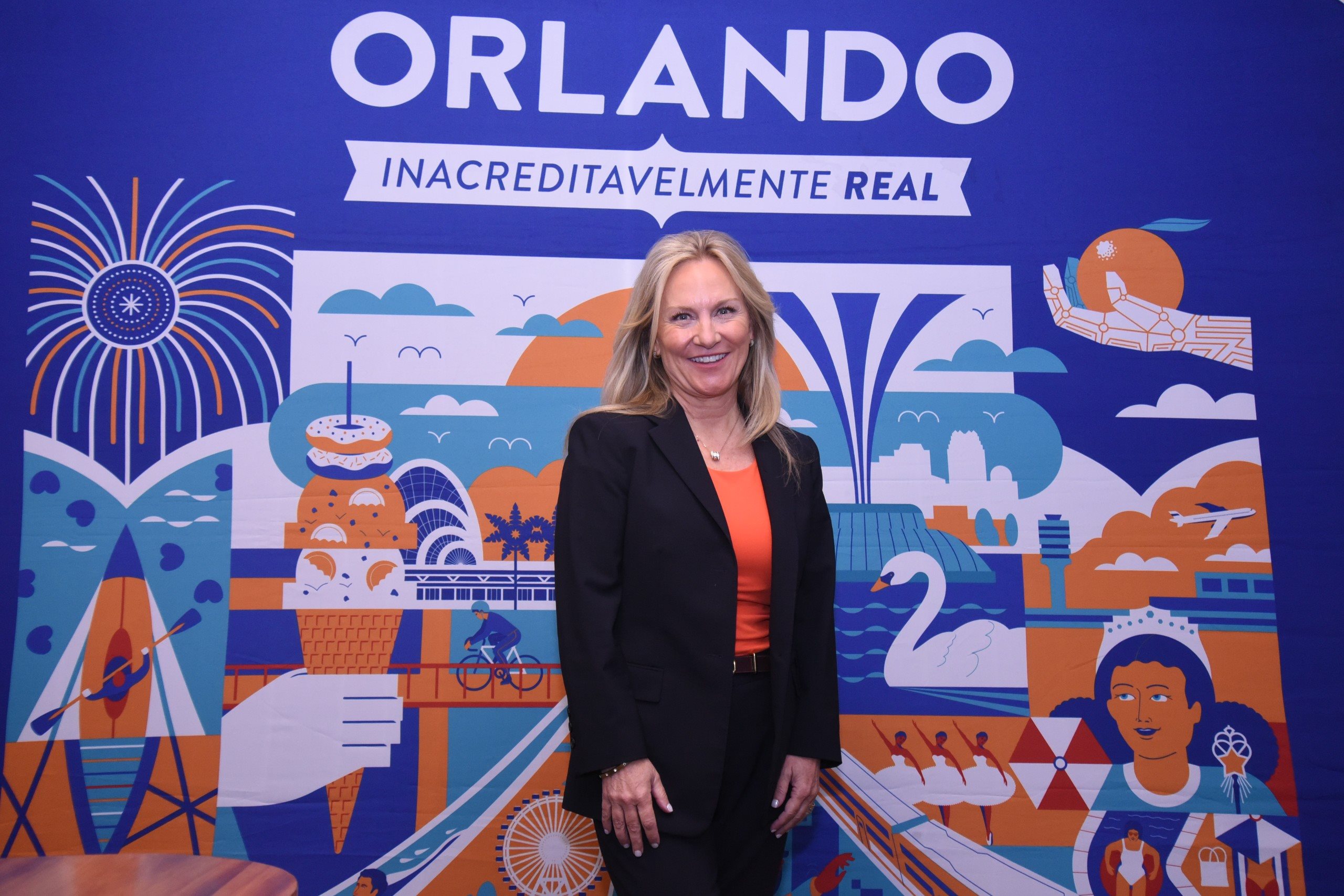 Casandra Matej, CEO do Visit Orlando, em visita ao Brasil