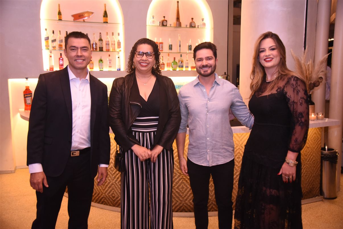 Paulo Cruz, da Air France|KLM, Bianca Ventura, da Latam, Francys Nivas, da Catar Airways, Júnia Amaral e André Dentzien, da Pátria Consolidadora, Cléber Gil e Bianca Schimpl, da Latam