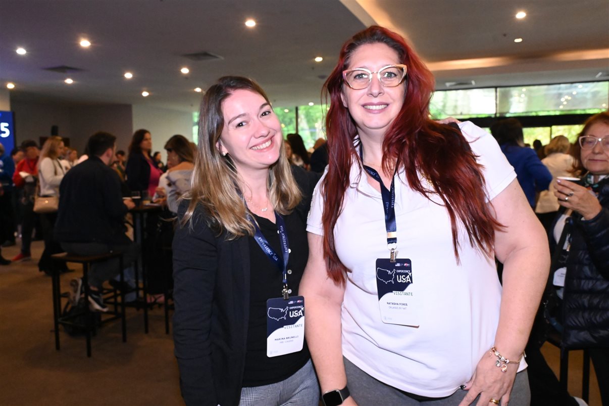 Cris Padua, da Cris Viagens, Ione Eugenio, da RRR Agência de Viagens, Sergio Costa, da Ajimex Turismo, Lia Chrispim, da Via Lazer, e Priscila, da Pristur Viagens