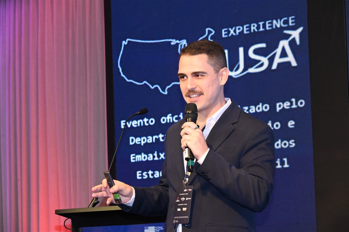 Cris Padua, da Cris Viagens, Ione Eugenio, da RRR Agência de Viagens, Sergio Costa, da Ajimex Turismo, Lia Chrispim, da Via Lazer, e Priscila, da Pristur Viagens