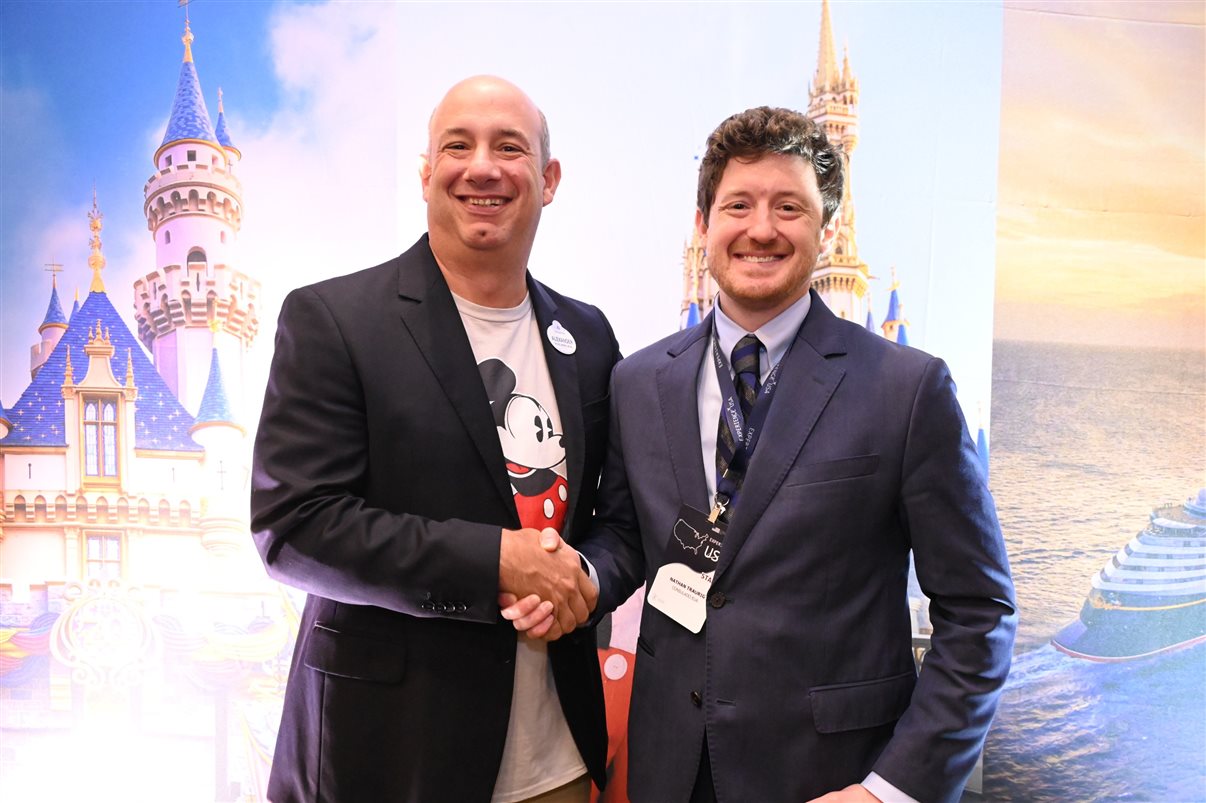 Cris Padua, da Cris Viagens, Ione Eugenio, da RRR Agência de Viagens, Sergio Costa, da Ajimex Turismo, Lia Chrispim, da Via Lazer, e Priscila, da Pristur Viagens