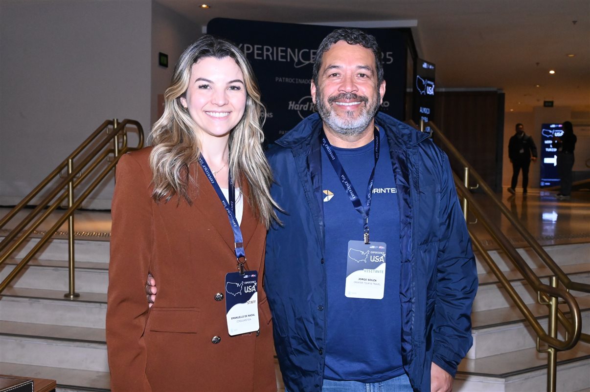 Cris Padua, da Cris Viagens, Ione Eugenio, da RRR Agência de Viagens, Sergio Costa, da Ajimex Turismo, Lia Chrispim, da Via Lazer, e Priscila, da Pristur Viagens