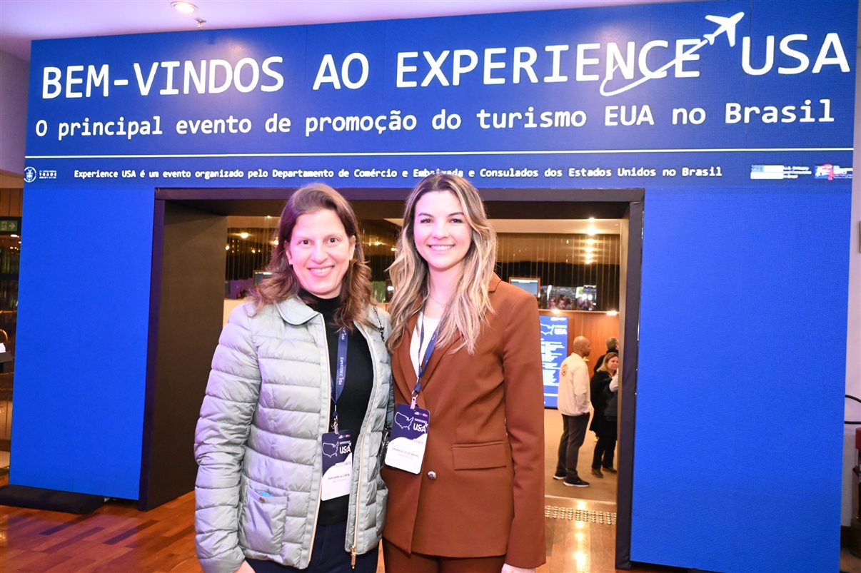 Cris Padua, da Cris Viagens, Ione Eugenio, da RRR Agência de Viagens, Sergio Costa, da Ajimex Turismo, Lia Chrispim, da Via Lazer, e Priscila, da Pristur Viagens