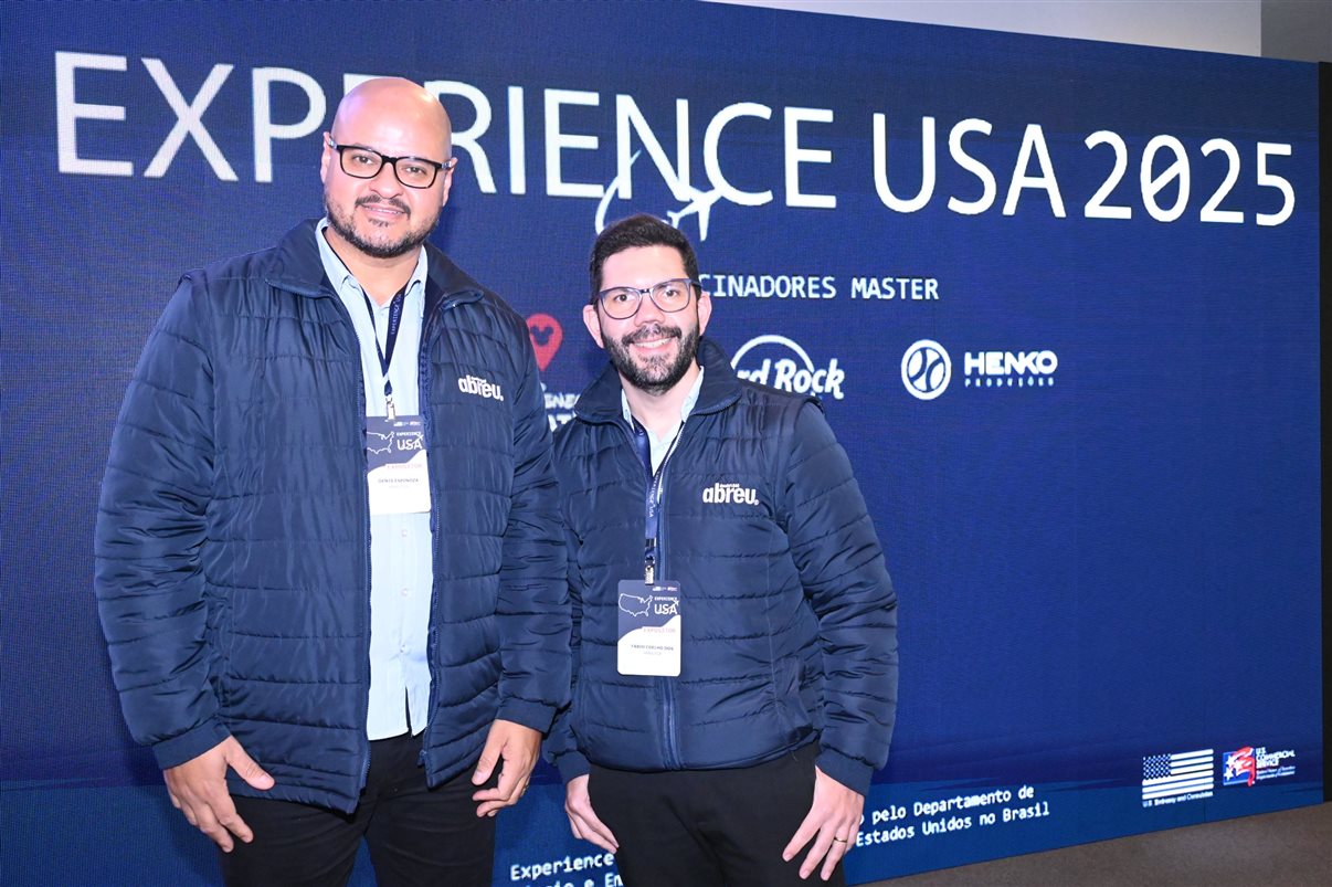 Cris Padua, da Cris Viagens, Ione Eugenio, da RRR Agência de Viagens, Sergio Costa, da Ajimex Turismo, Lia Chrispim, da Via Lazer, e Priscila, da Pristur Viagens