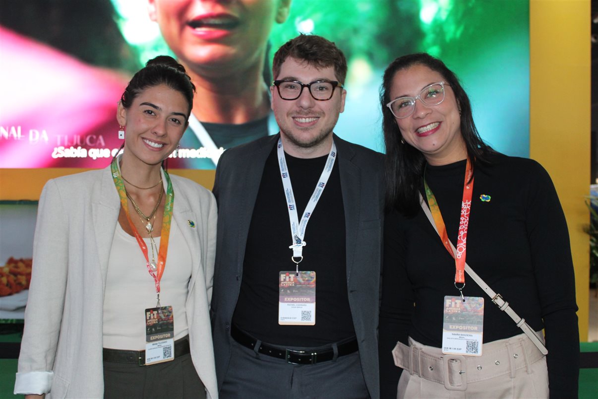 Luciana Guimarães, da B2LIVE, Gustavo Tutuca, secretário de Turismo do Rio, Fernanda Galli, da Embaixada do Brasil em Buenos Aires, Victor Bauab, da B2LIVE, e Francimeire Coelho, da Embaixada do Brasil em Buenos Aires