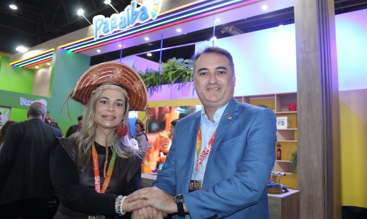 Rosália Lucas, secretária de Turismo e Desenvolvimento Econômico, e Ferdinando Lucena, presidente da PBTur
