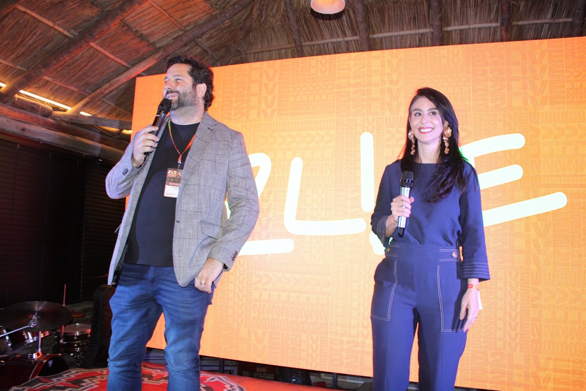 Vitor Bauab e Luciana Fernandes, do B2LIVE
