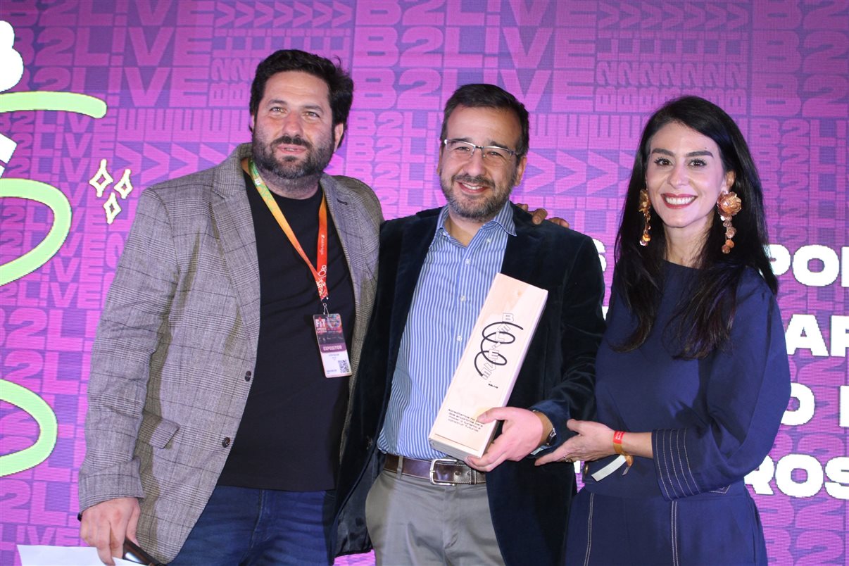 Vitor Bauab e Luciana Fernandes, da B2LIVE