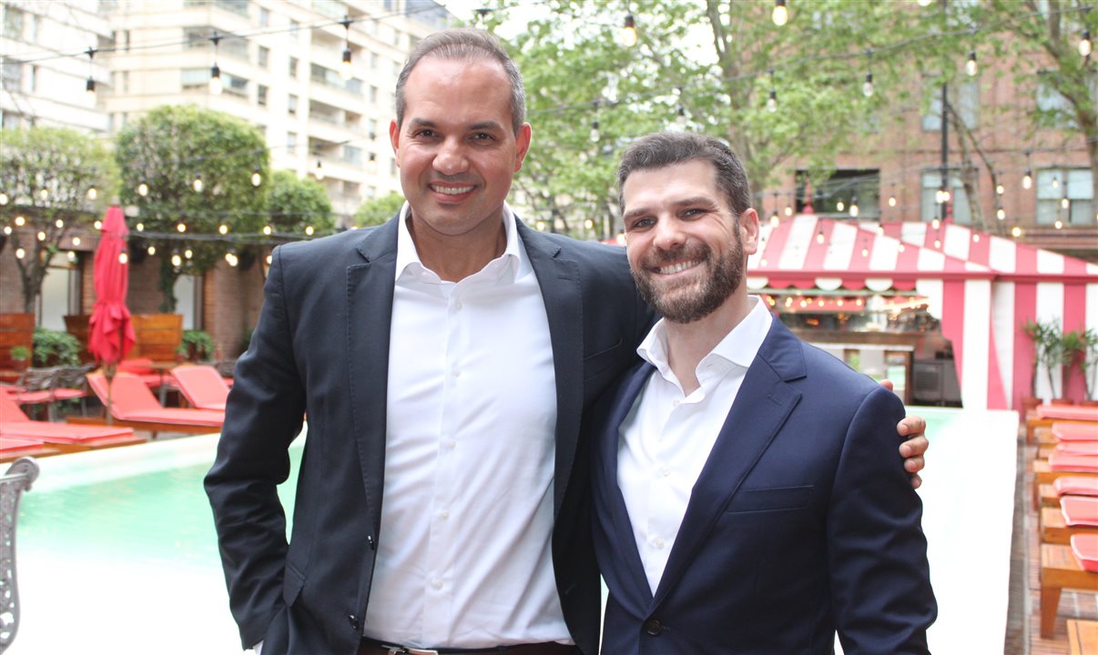 Marcus Simões, vice-presidente de Vendas PM&E (Premium, Midscale & Economy), e André Sena, Chief Commercial Officer (CCO) da Accor nas Américas