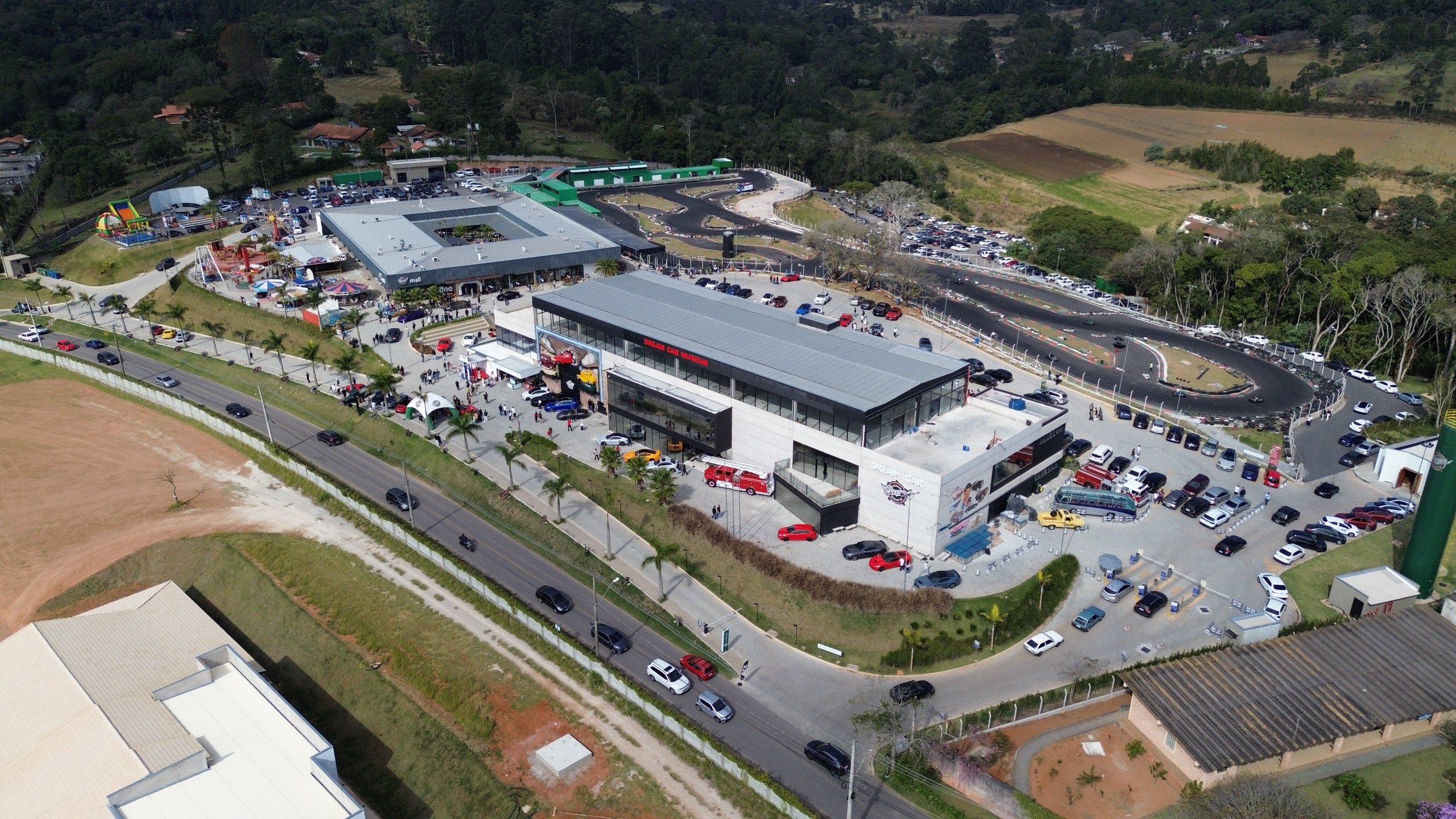 O Dream Car inaugurou seu espaço de convenções, pensado especialmente para eventos corporativos