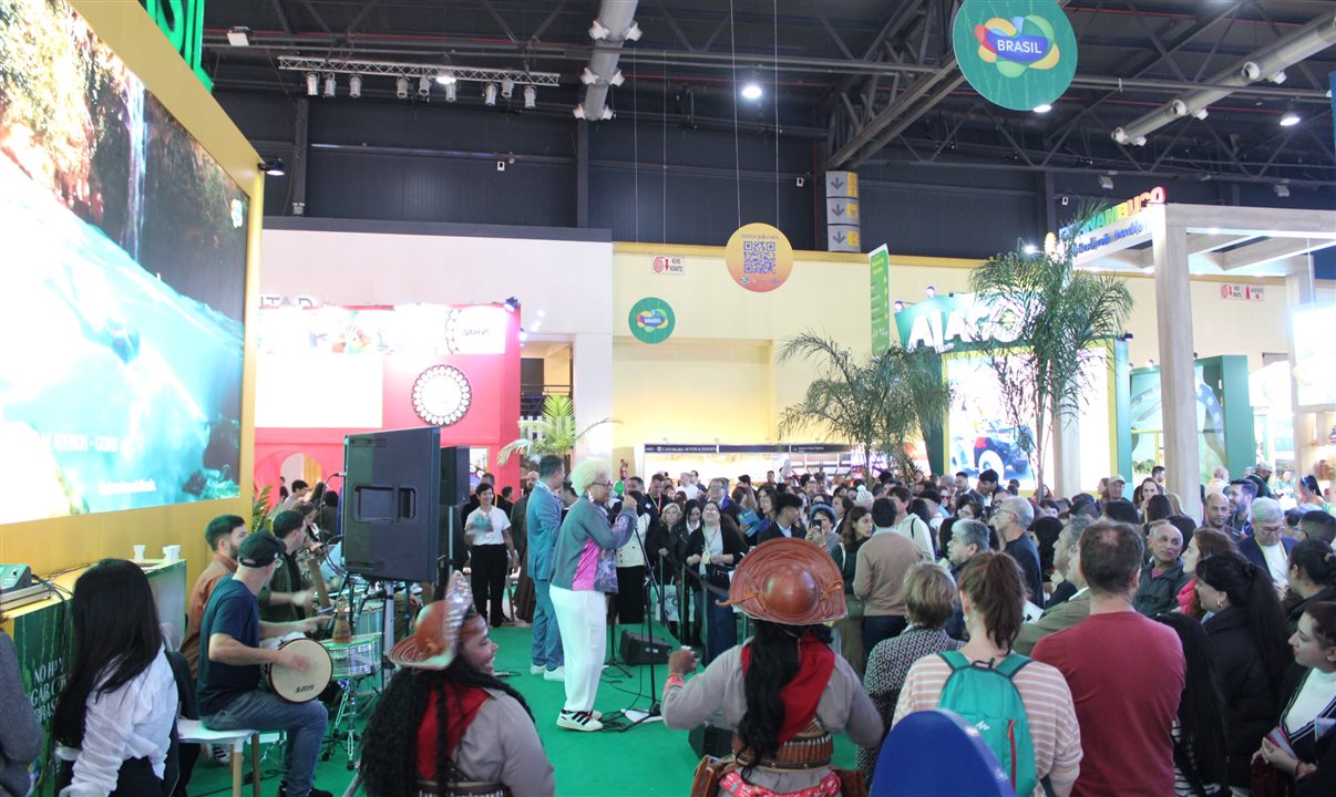 A FIT 2025 contou com a presença de 59 países e representantes, mais de 1,9 mil expositores nacionais e internacionais, além de mais de 10,8 mil reuniões realizadas