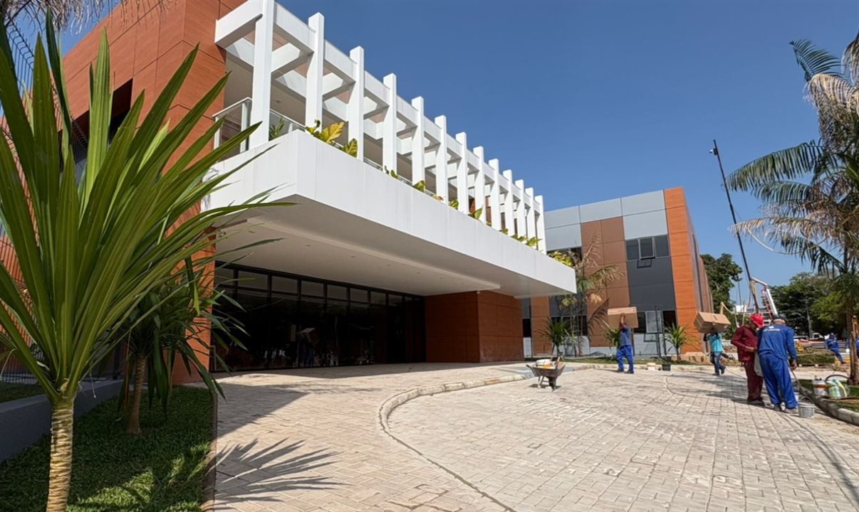 Fachada do Hotel Vila COP