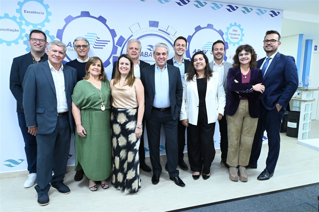 André Negrini, Marcelo Matera, Amauri Caldeira Pinto, Creusa Almeida, Juliana Assumpção, Edmar Bull, Fernando Santos, Bruno Waltrick, Lilian Marsari, Thiago Mendes, Danielle Roman e Marcelo Oliveira